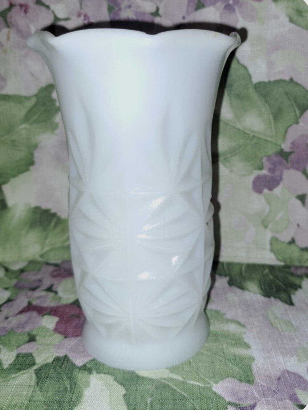 Vintage Milk Glass Vace